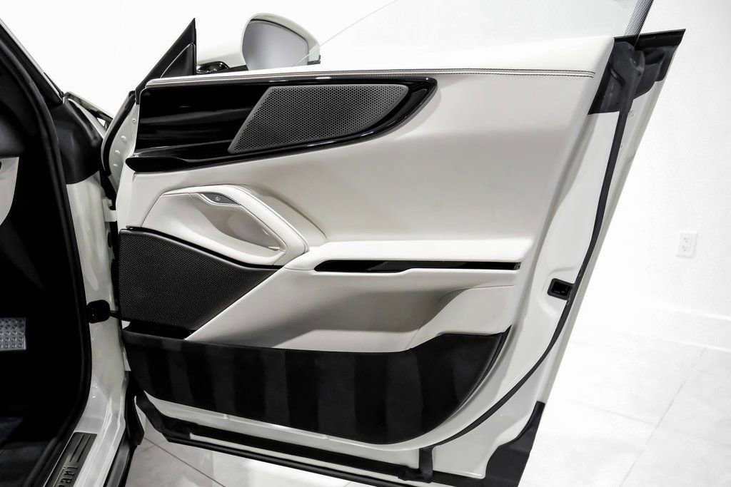 Used 2025 Ferrari Purosangue image 43