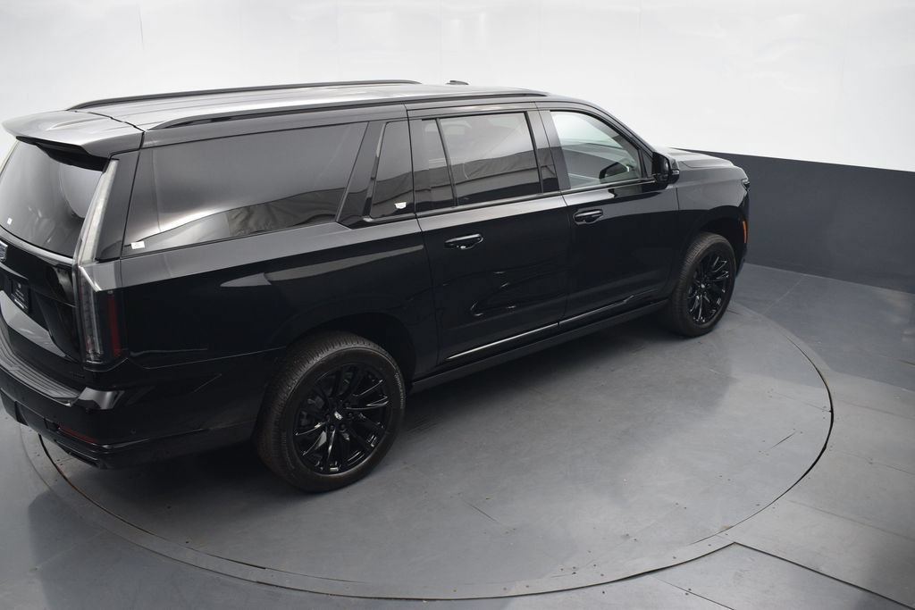 Certified 2026 Cadillac Escalade ESV Sport w/ LPO, ONYX Package AWD/4WD image 46