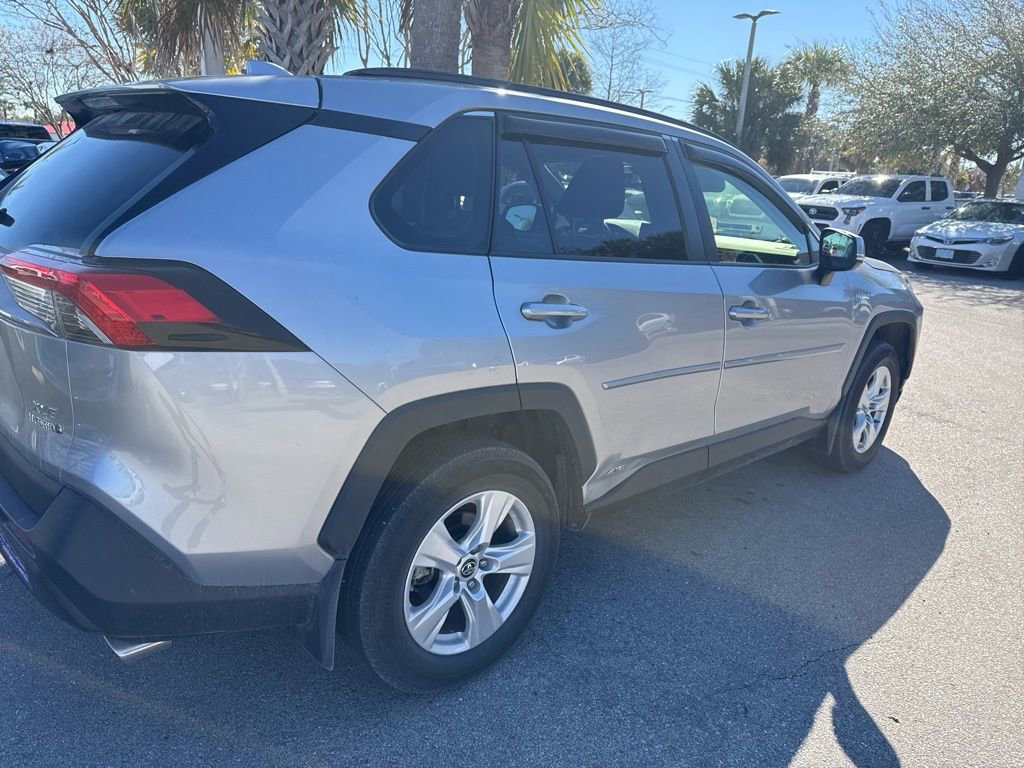 Used 2019 Toyota RAV4 XLE w/ Convenience Package image 13