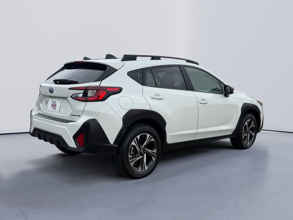 Used 2024 Subaru Crosstrek 2.0i Premium w/ Crosstrek Mirror Package AWD/4WD image 3