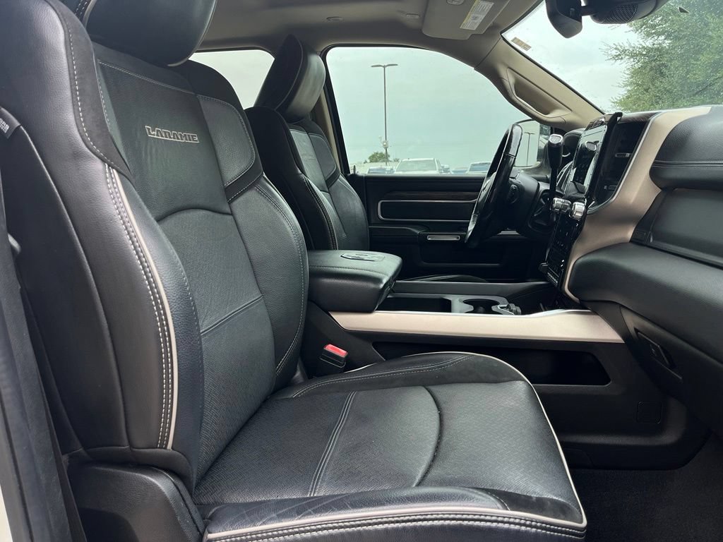 Used 2019 RAM 3500 Laramie RWD image 10