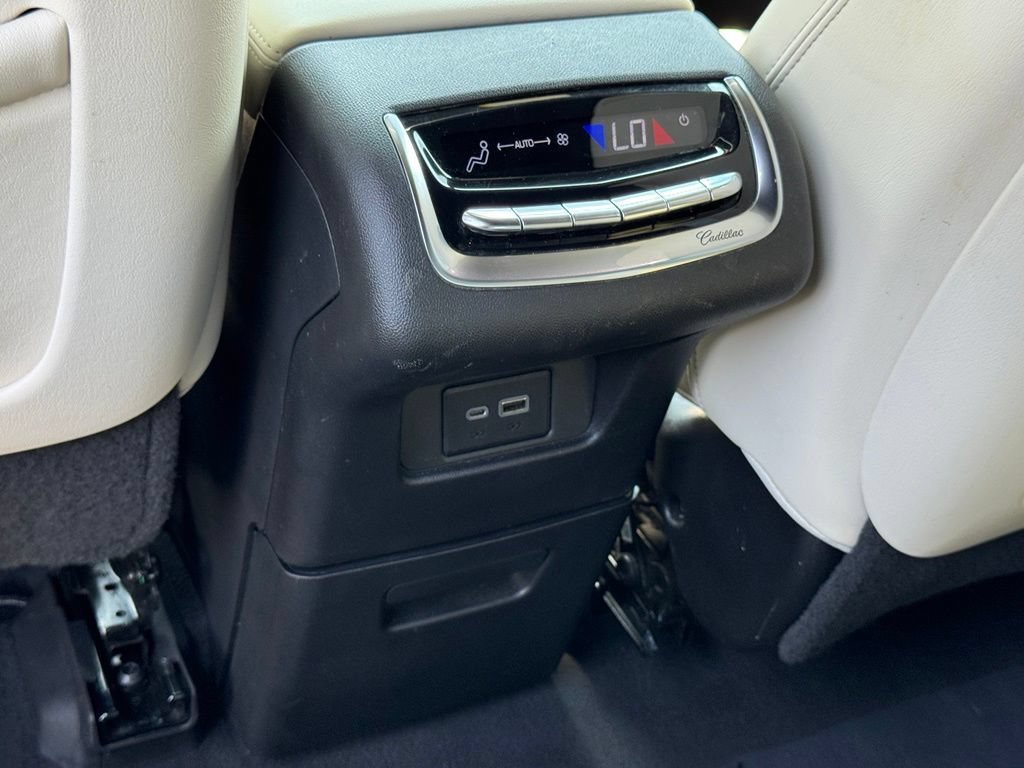 Used 2021 Cadillac XT6 Sport AWD/4WD image 38