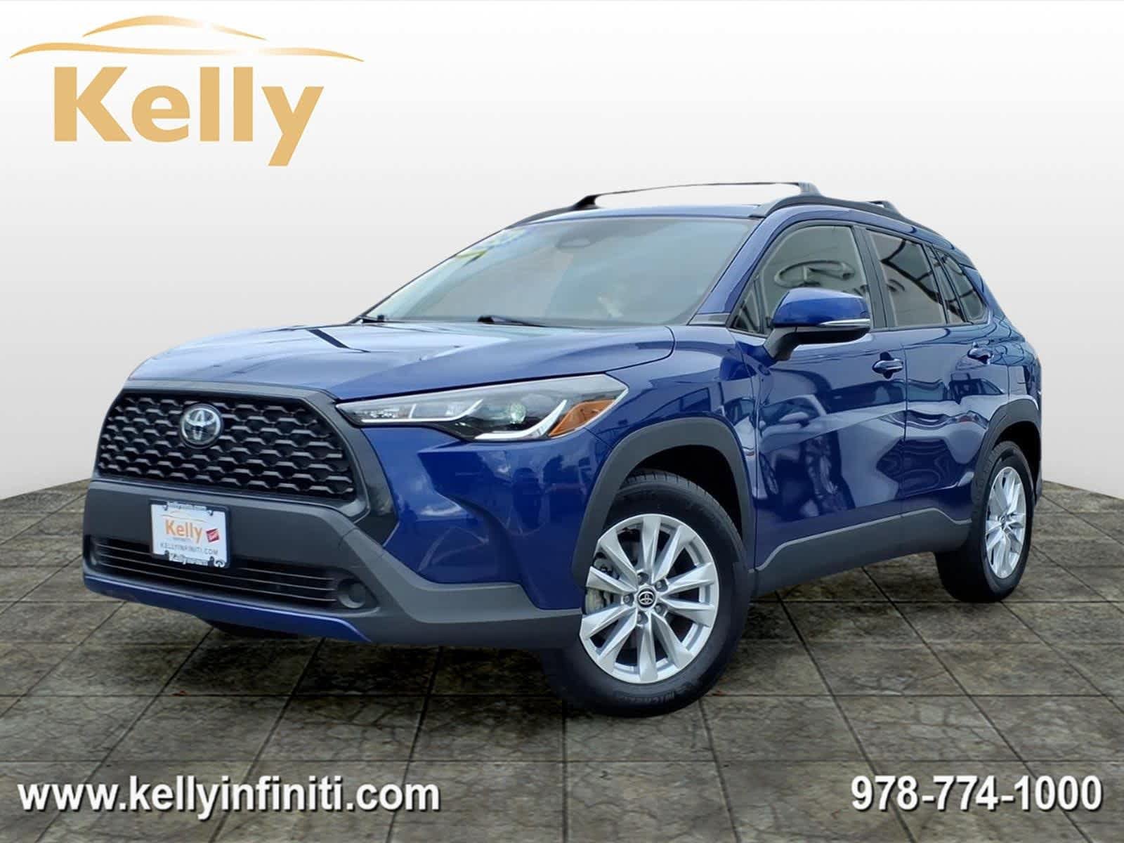 Used 2024 Toyota Corolla Cross LE w/ Moonroof Package