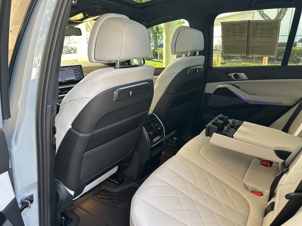 Used 2024 BMW X5 xDrive40i w/ M Sport Package image 49