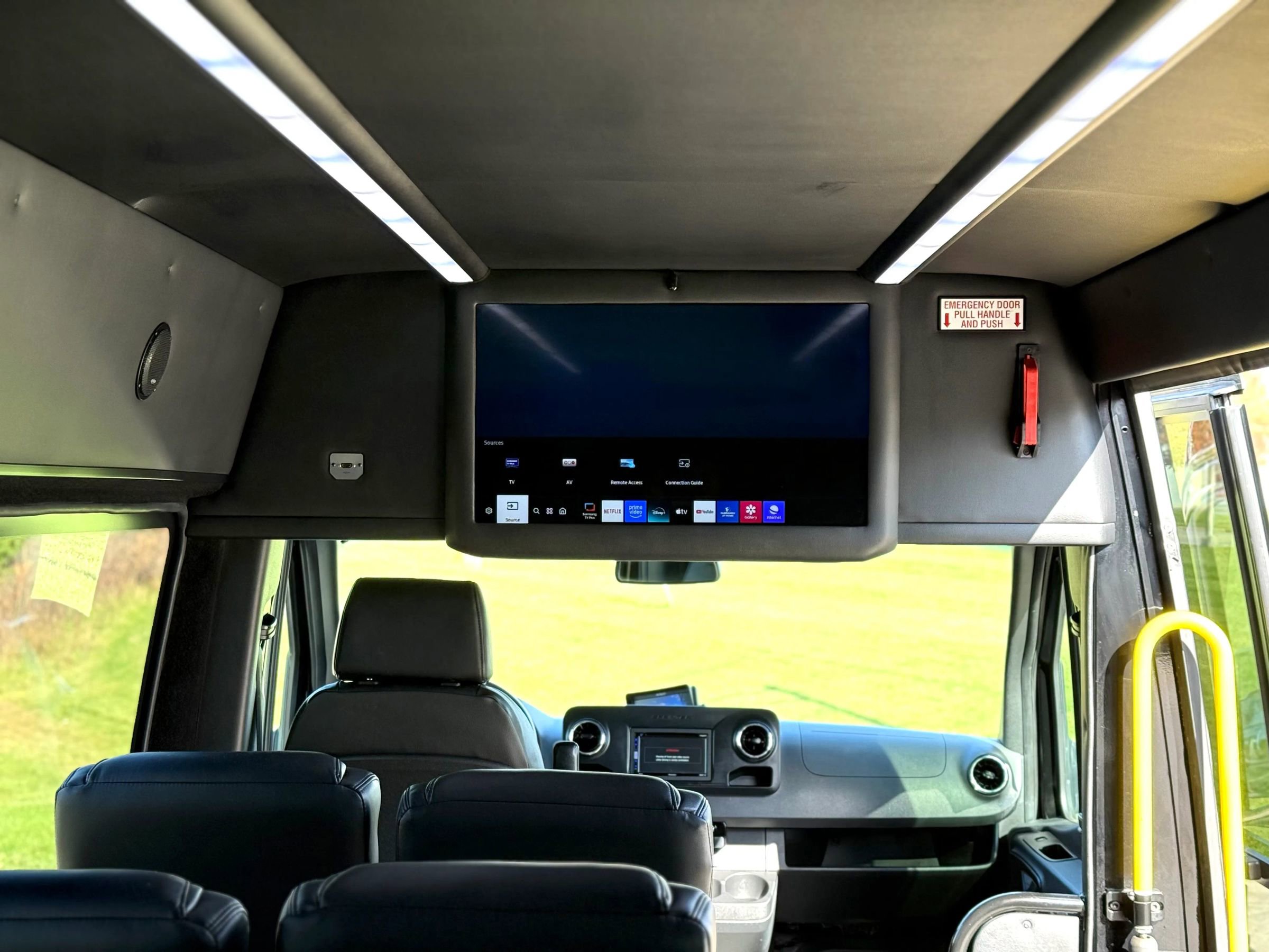 Used 2019 Mercedes-Benz Sprinter 3500 image 21