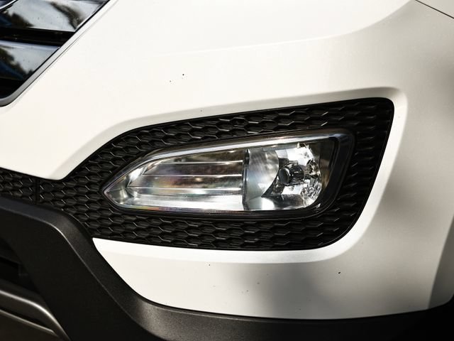 Used 2015 Hyundai Santa Fe Sport 2.0T w/ Option Group 05 FWD image 13