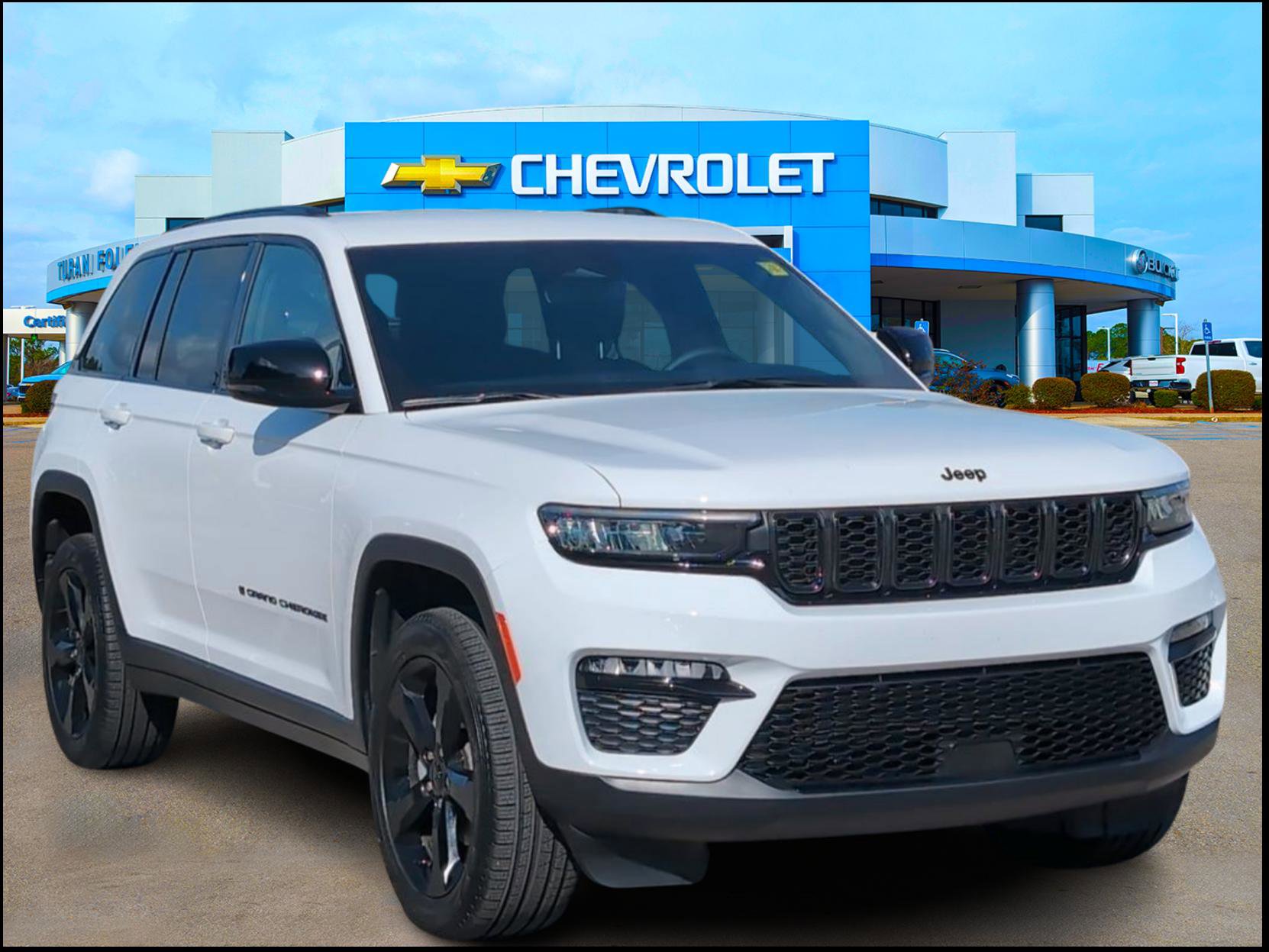 Used 2024 Jeep Grand Cherokee Limited w/ Black Appearance Package image 7