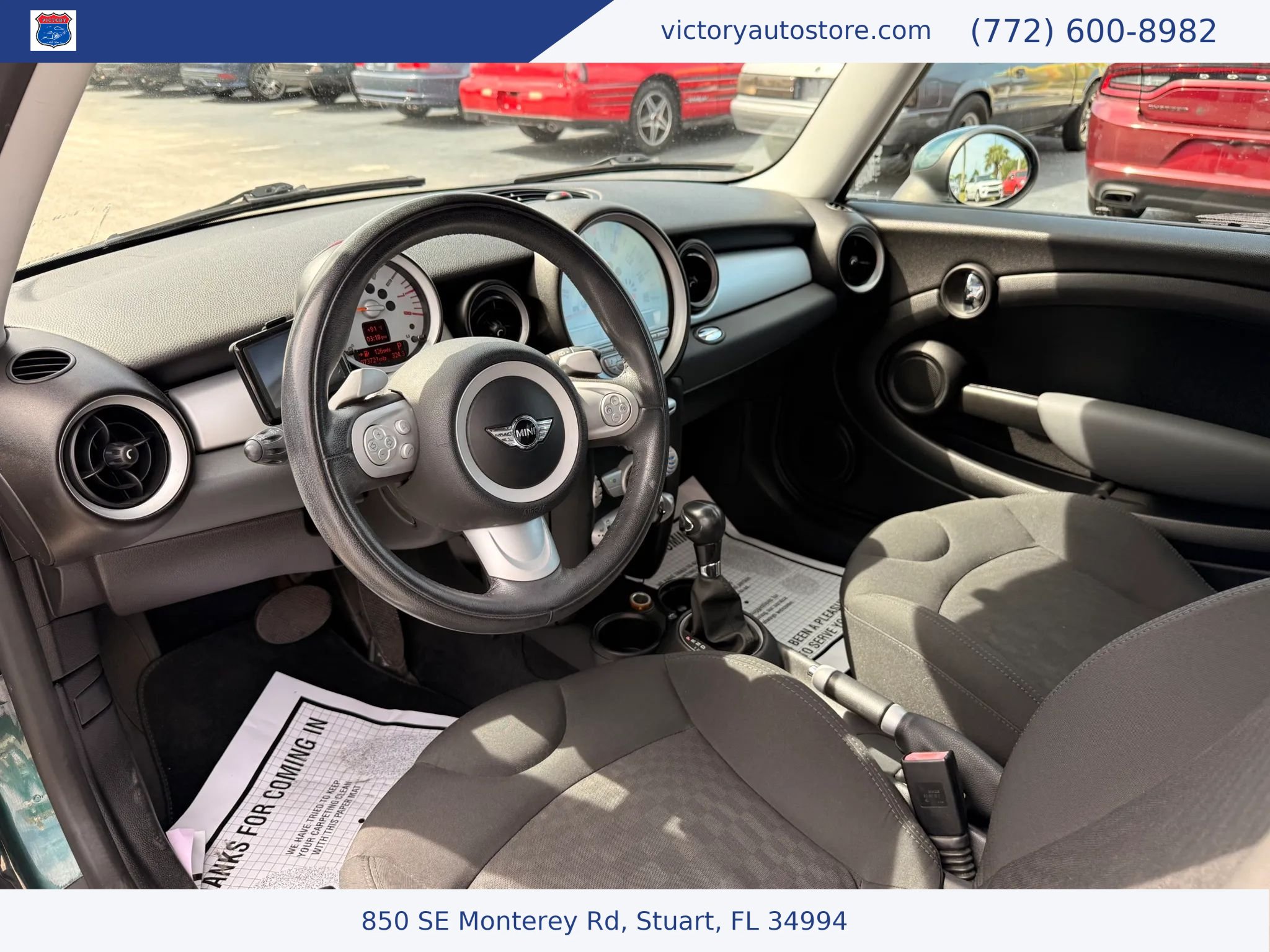 Used 2009 MINI Cooper Hardtop FWD image 2