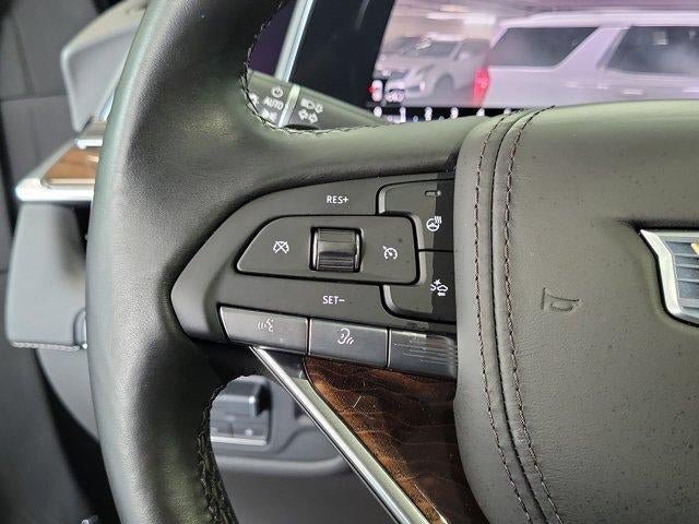 Used 2021 Cadillac Escalade Premium Luxury Platinum RWD image 24