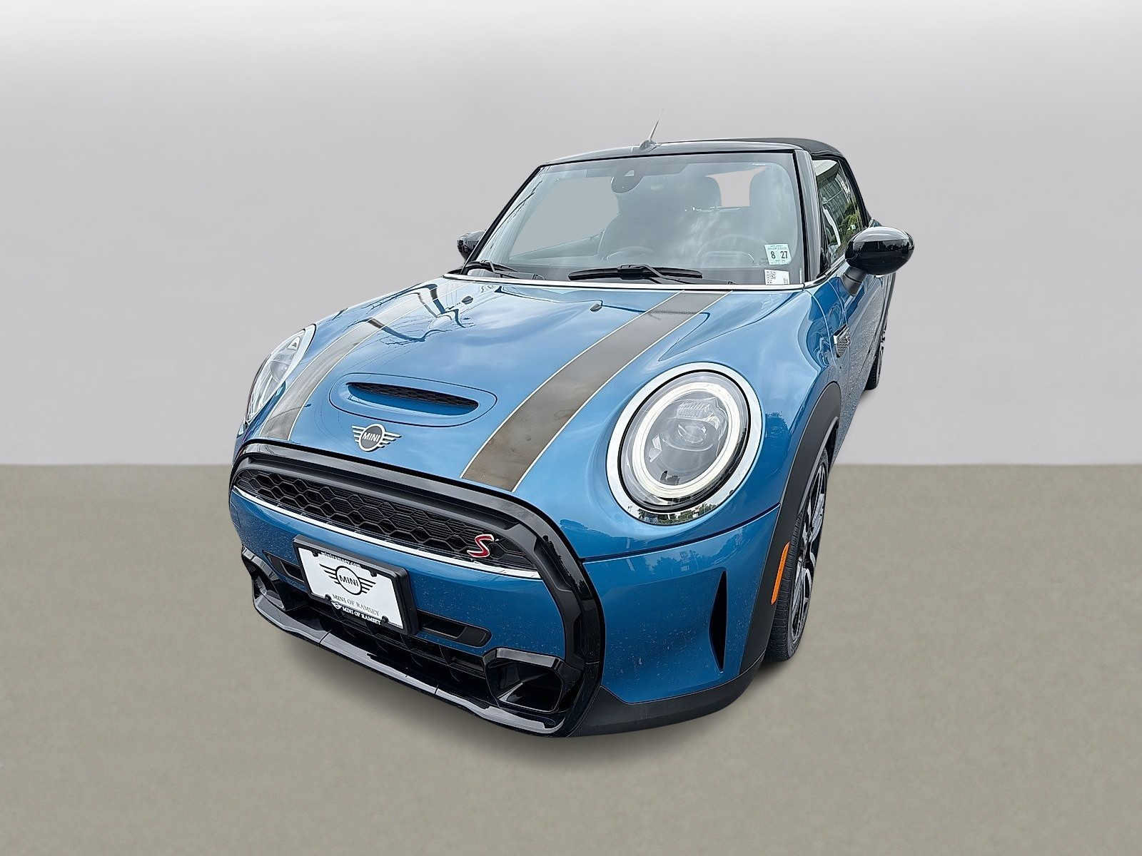 Used 2023 MINI Cooper S FWD image 1