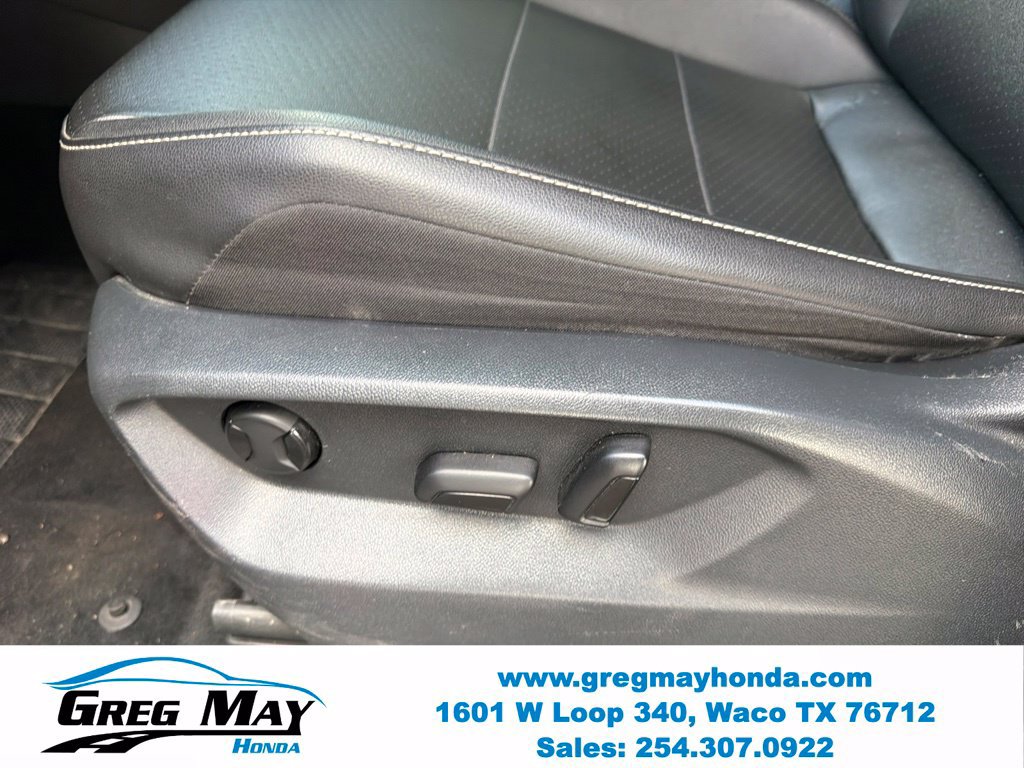 Used 2021 Volkswagen Tiguan SE w/ Panoramic Sunroof Package FWD image 13