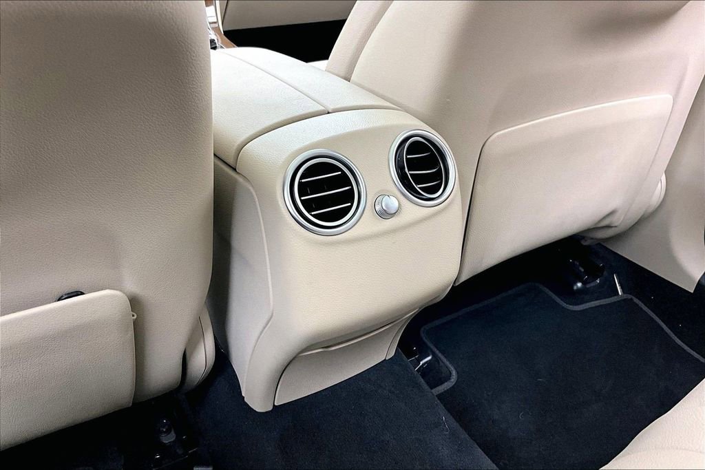 Used 2017 Mercedes-Benz GLC 300 4MATIC image 33