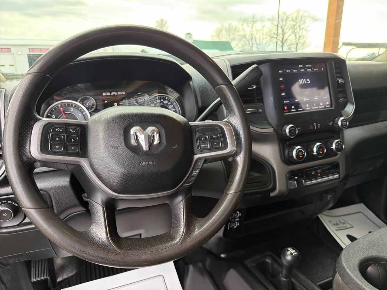 Used 2020 RAM 5500 Tradesman image 9