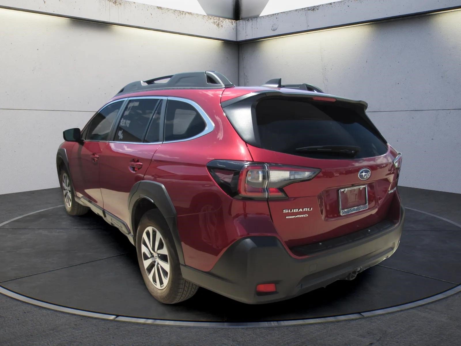 Used 2025 Subaru Outback Premium w/ Popular Package #1A AWD/4WD image 4