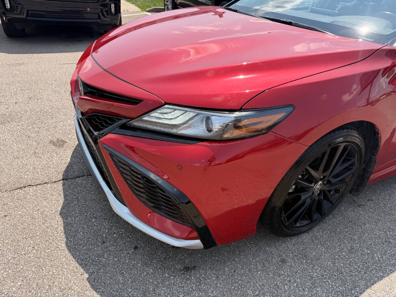 Used 2023 Toyota Camry XSE w/ Navigation Package FWD image 11