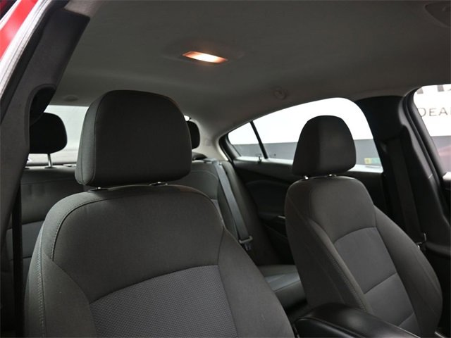 Used 2018 Chevrolet Cruze LT image 21