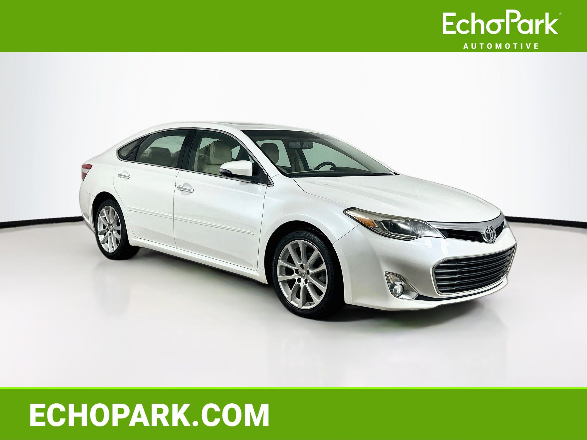 Used 2013 Toyota Avalon Limited FWD image 1