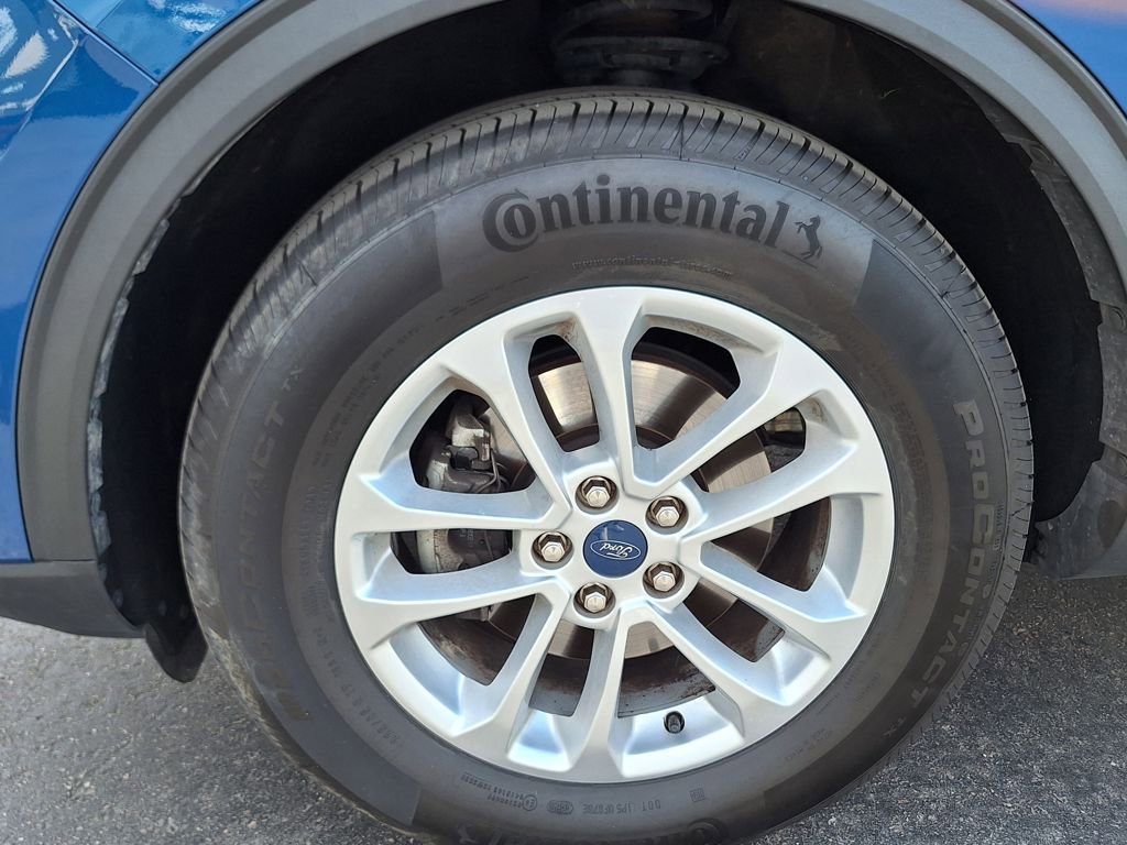 Used 2022 Ford Escape SE image 30