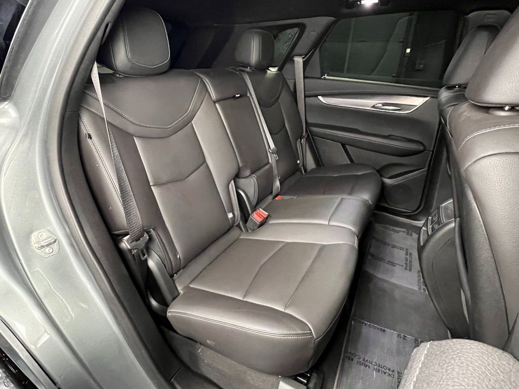 Used 2025 Cadillac XT5 Luxury image 10