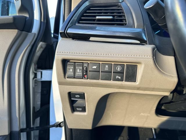 Used 2024 Honda Odyssey Elite image 29