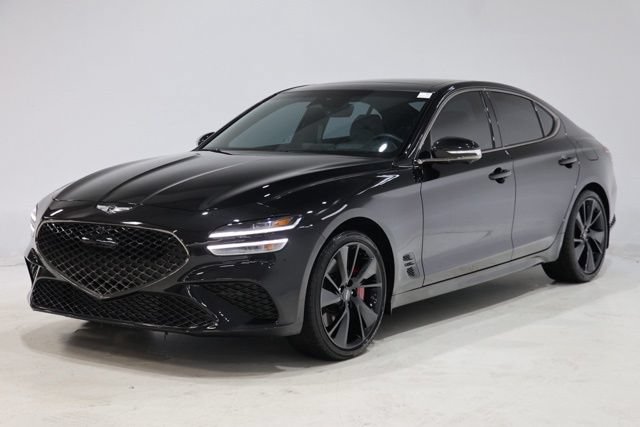 Used 2023 Genesis G70 3.3T w/ Sport Prestige Package AWD/4WD image 3