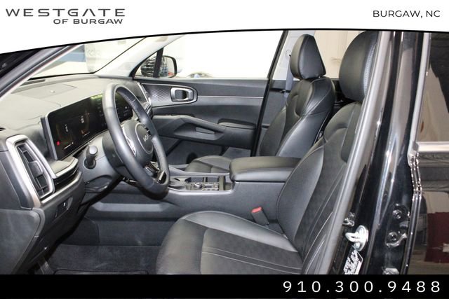 Used 2024 Kia Sorento S image 7