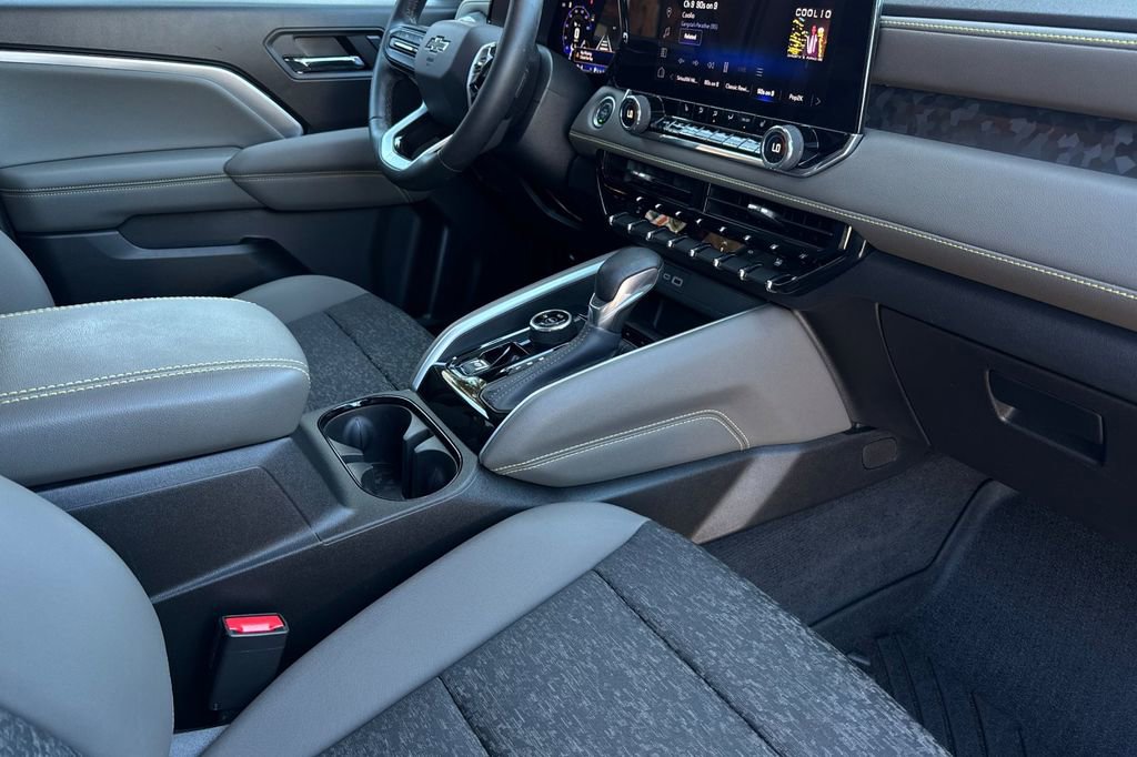 Certified 2024 Chevrolet Colorado ZR2 w/ Safety Package image 17