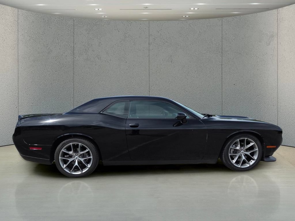 Certified 2022 Dodge Challenger GT RWD image 3