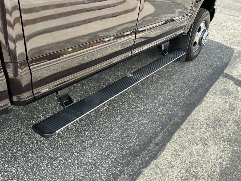 Used 2019 Ford F350 Limited AWD/4WD image 23