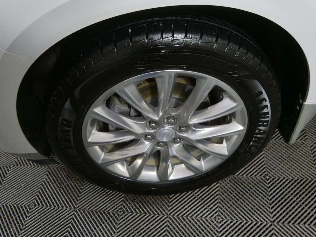 Used 2019 Buick Enclave Premium w/ Experience Buick Package AWD/4WD image 11