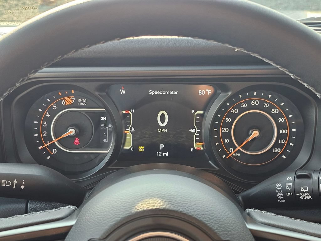 New 2025 Jeep Wrangler Unlimited Rubicon AWD/4WD image 18