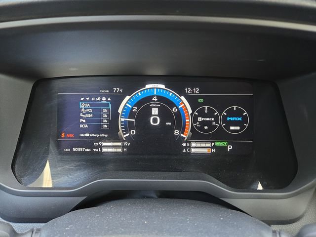 Used 2023 Toyota Sequoia SR5 w/ SR5 Premium Package AWD/4WD image 20