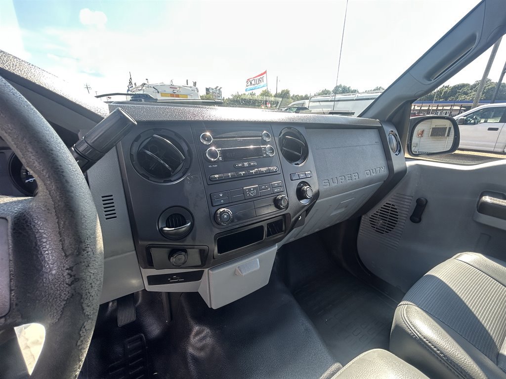 Used 2015 Ford F250 XL RWD image 9