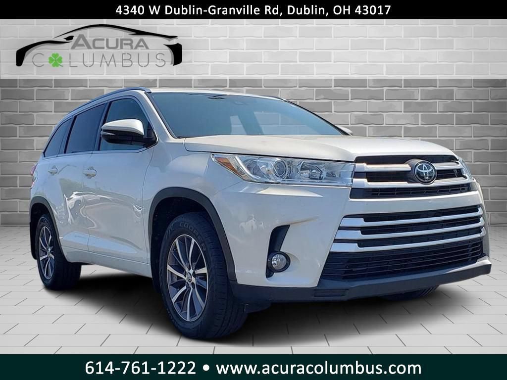 Used 2017 Toyota Highlander XLE