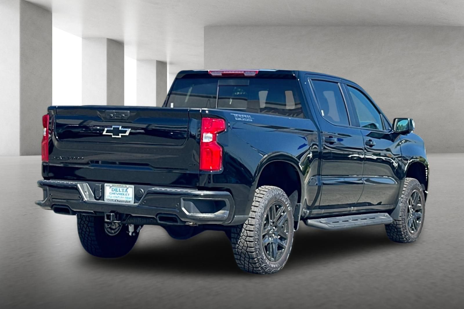 New 2026 Chevrolet Silverado 1500 LT Trail Boss w/ LT Trail Boss Premium Package AWD/4WD image 4