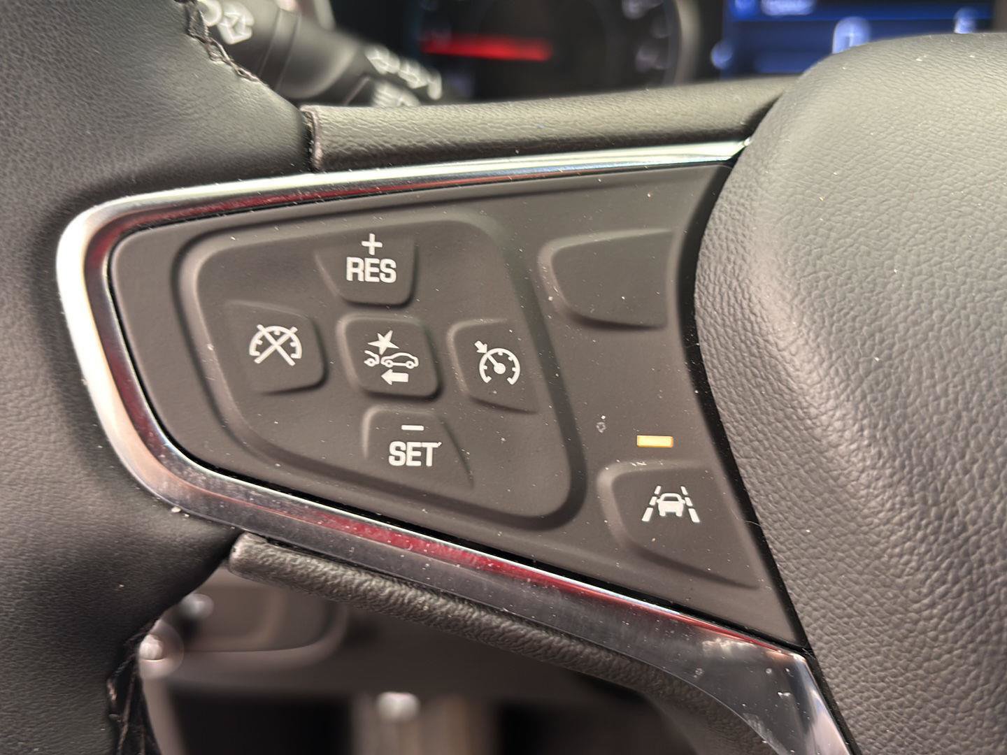 Used 2024 Chevrolet Equinox LT AWD/4WD image 21