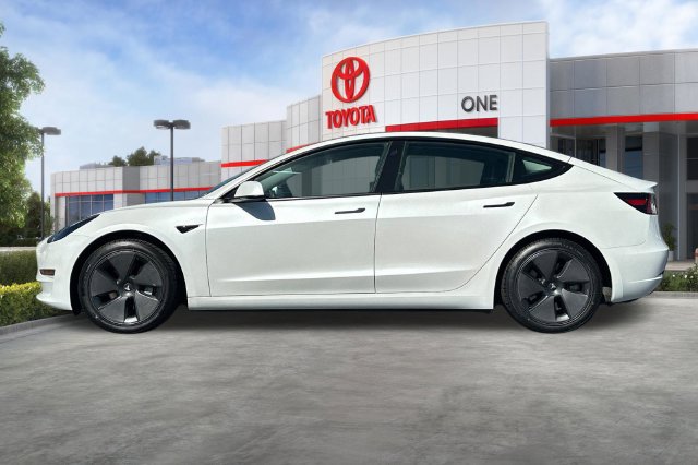 Used 2023 Tesla Model 3 Standard Range RWD image 8