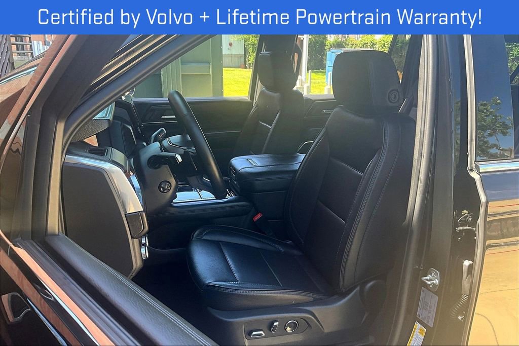 Used 2025 GMC Yukon XL Denali image 32