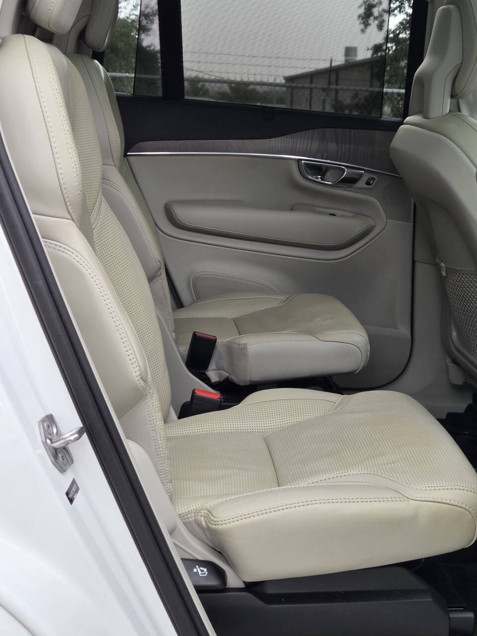 Used 2021 Volvo XC90 T6 Inscription w/ Protection Package Premier AWD/4WD image 18