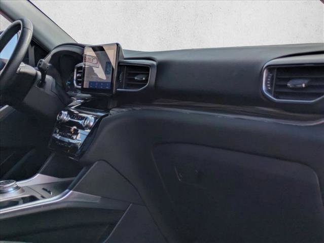 Used 2023 Ford Explorer Limited image 19