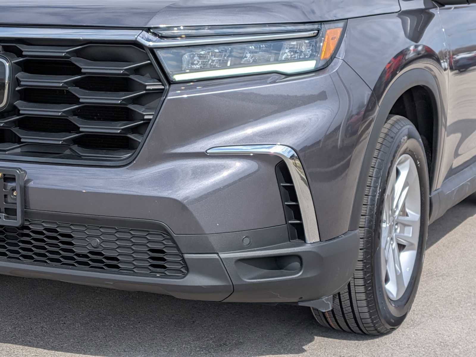 Certified 2023 Honda Pilot LX image 10