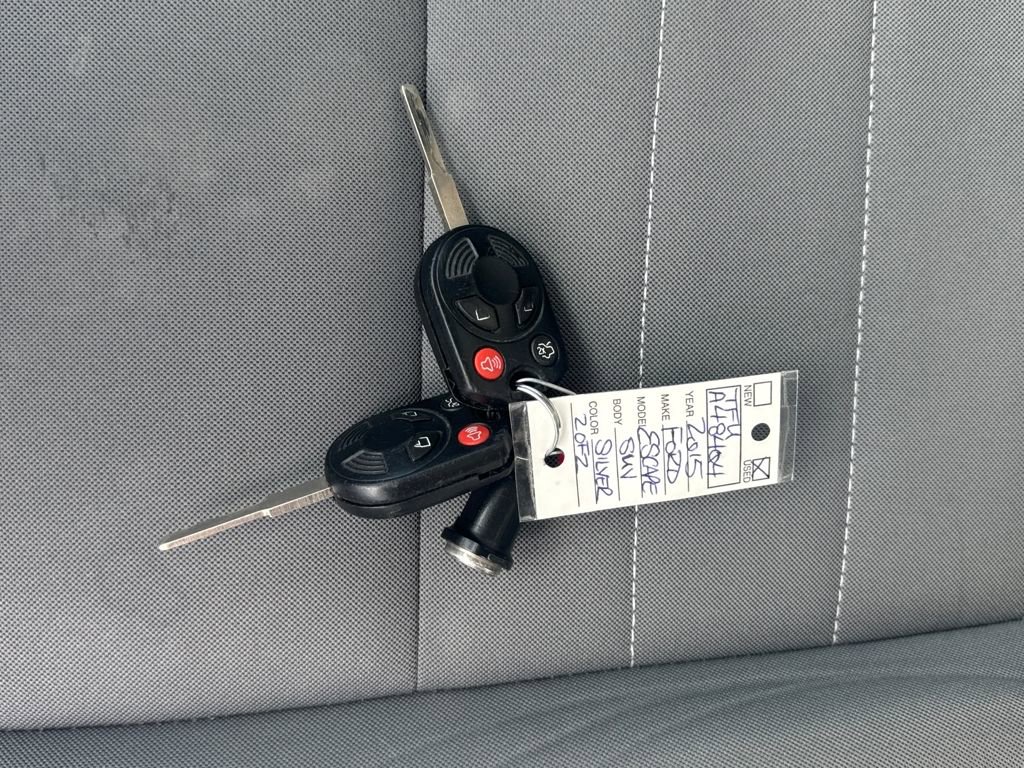 Used 2015 Ford Escape SE w/ Equipment Group 201A image 35