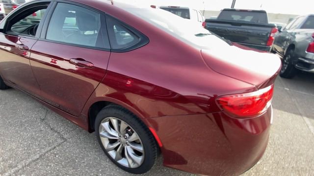 Used 2016 Chrysler 200 S image 8