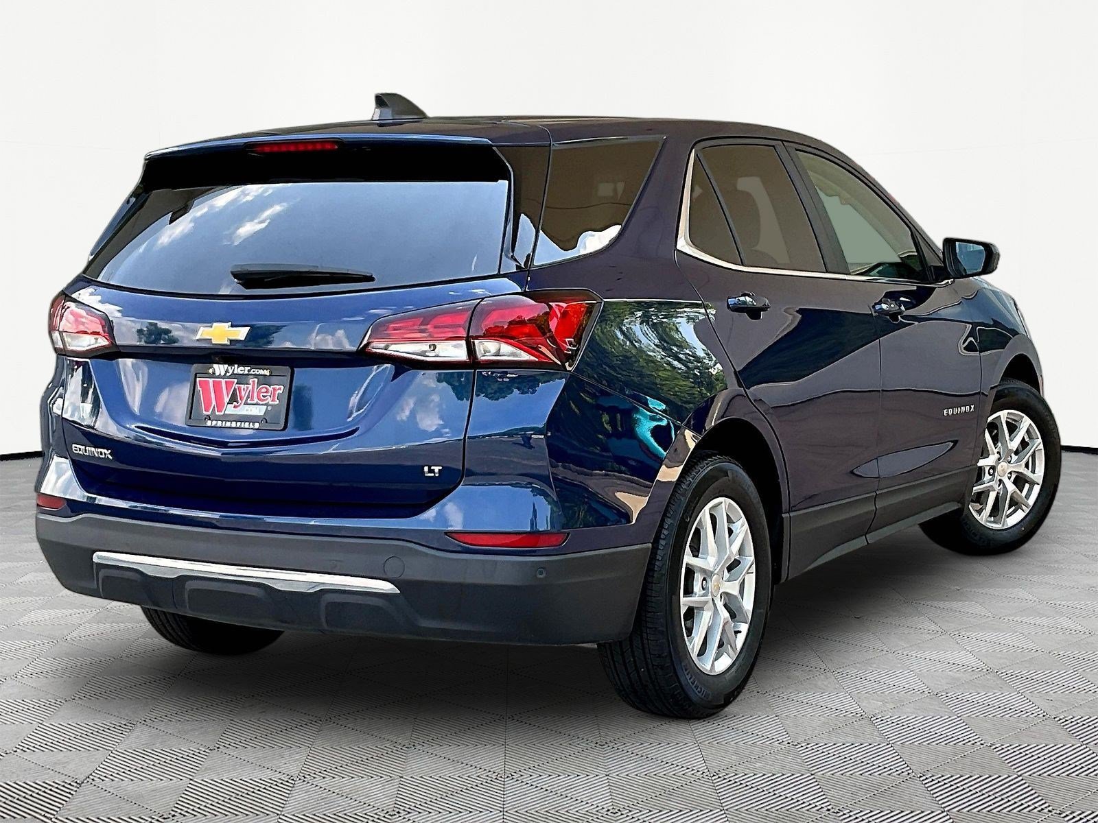 Used 2022 Chevrolet Equinox LT FWD image 6