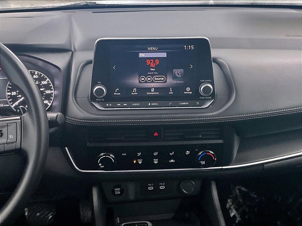 Used 2024 Nissan Rogue S image 18