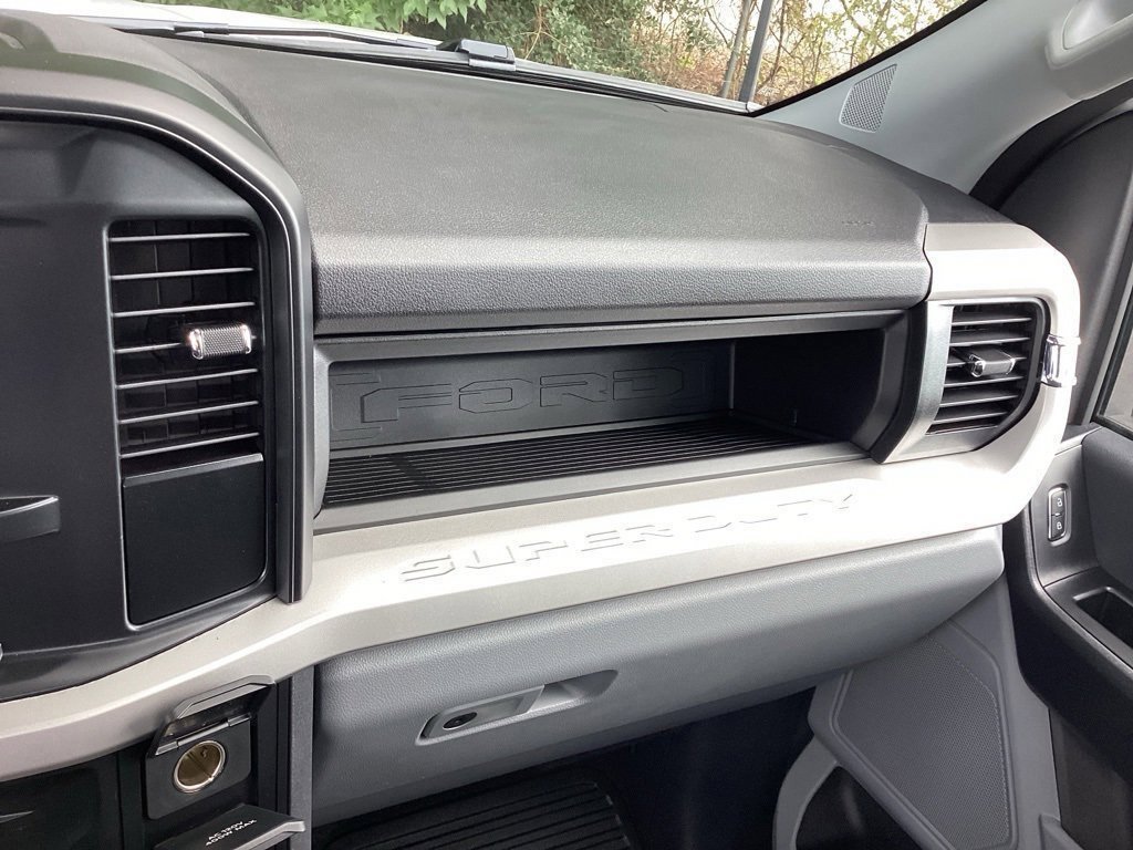 New 2025 Ford F250 XL w/ FX4 Off-Road Package image 50