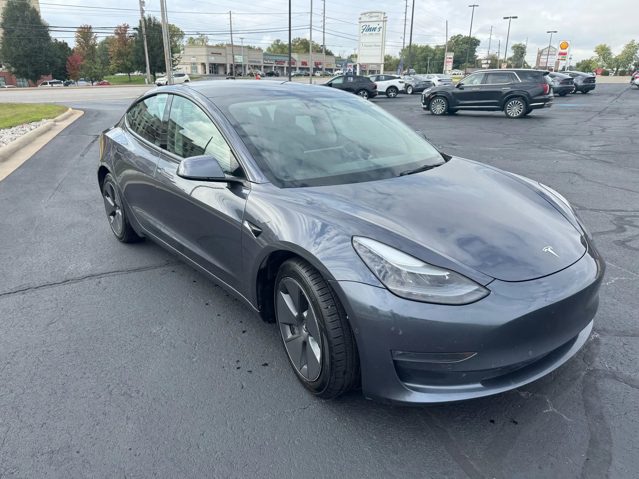 Used 2022 Tesla Model 3 Long Range image 4