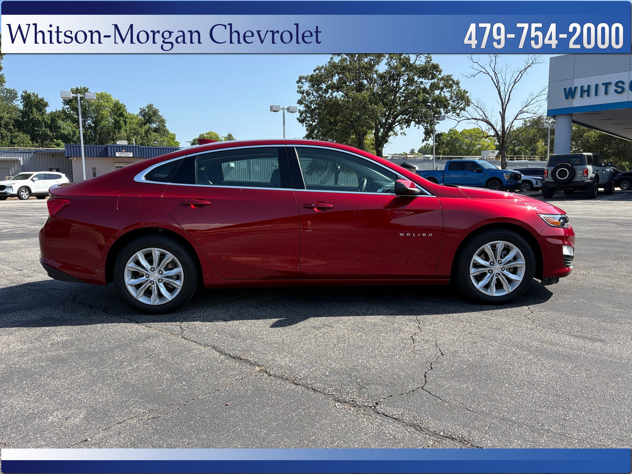 Used 2025 Chevrolet Malibu LT FWD image 4