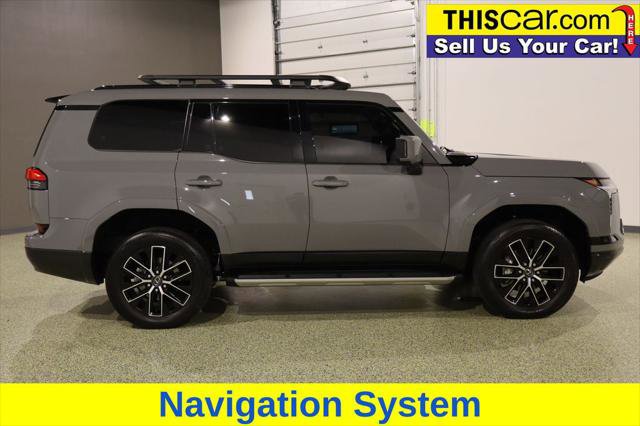 Used 2024 Lexus GX 550 image 8