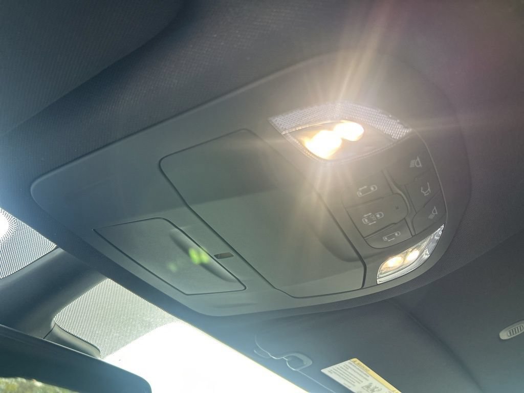 New 2026 Chrysler Pacifica Select FWD image 43
